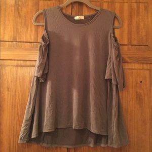 Open Shoulder Flowy Top